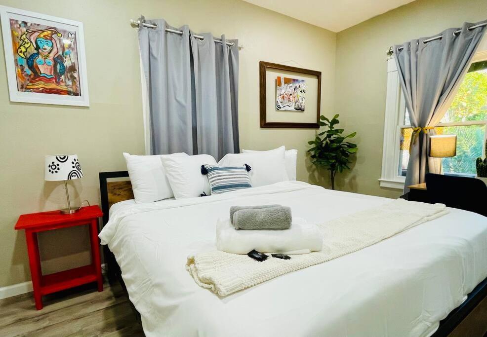 סקרמנטו Artists Bungalow Arcade King Beds Near The Beat מראה חיצוני תמונה